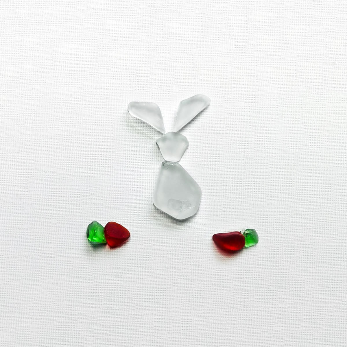 Festive Cute Bunny & Carrots Sea Glass Framed Art - image 6
